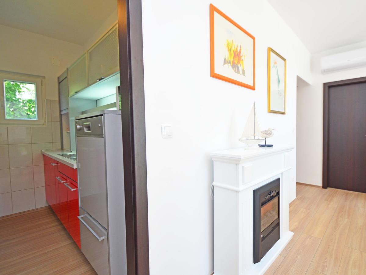 Apartment Amiela By Interhome Trogir Exterior foto
